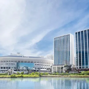 hilton-yokohama.kanagawa-hotels.com/