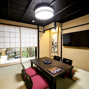 Miro Shichjo Hanabatakecho Tei 別荘